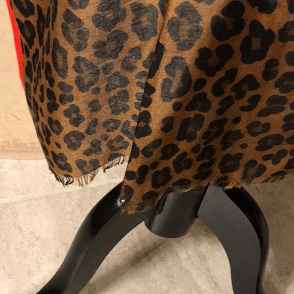 Animal Print with orange strips Cape. One Size - Picture 4 of 6